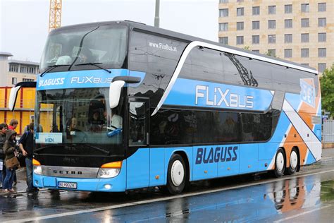 flixbus frankfurt|More.